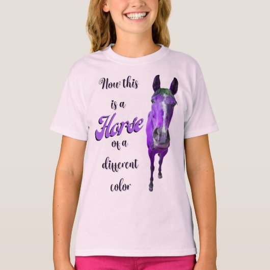 T-shirt Voici Un Cheval D'Une Couleur Différente, Violet (Devant)