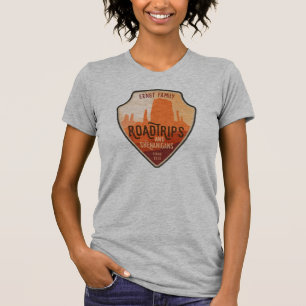 T-shirt Voyages routiers et Shenanigans badge désert T-Shi