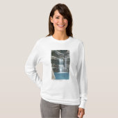 T-shirt Vue de cascade de rideau (Devant entier)