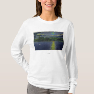 T-shirt Vue éclairée par la lune d'île et de lac