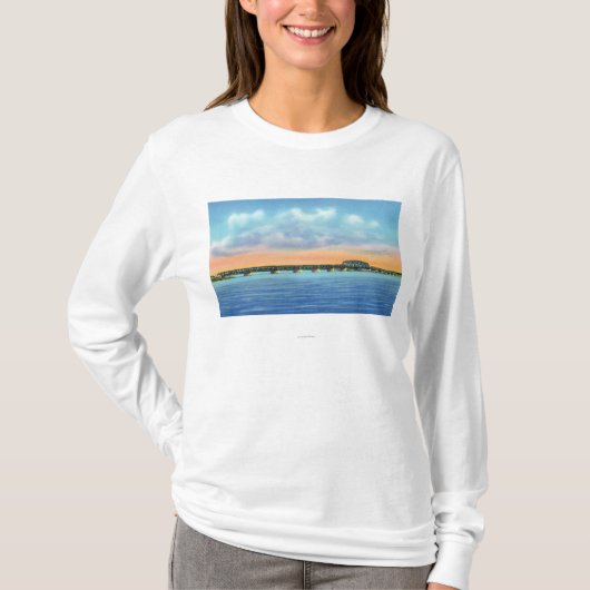 T-shirt Vue éloignée de lac du nouveau pont (Devant)