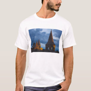 T-shirt Vue nocturne du Bastion des Pêcheurs, colline du c