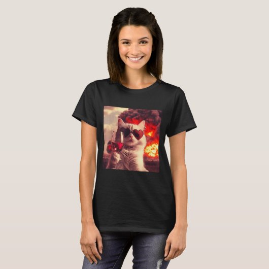 T-shirt Wacky Cat Holding Wine Selfi With Fire Funny Sungl (Devant entier)