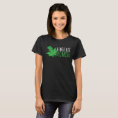 T-shirt Wee Bit Highrish C leaf Weeds Leprechaun Casquette (Devant entier)