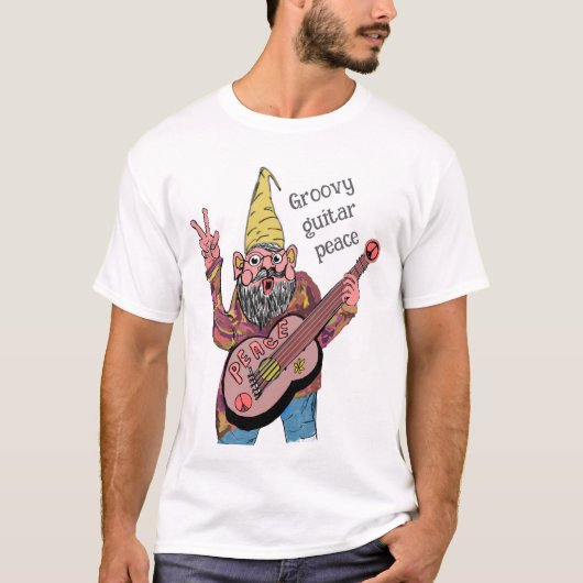 T-shirt Whimsical Gnome with Peace Guitar, Groovy 60s Vibe (Devant)