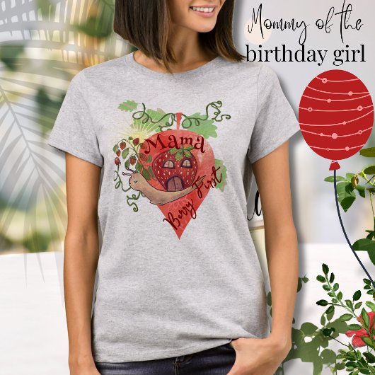 T-shirt Whimsical Snail & Strawberry Mama