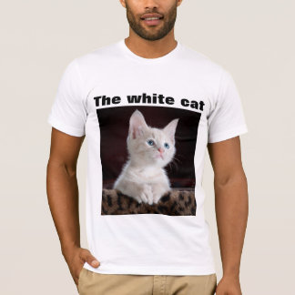 T-shirt witte kleur met een opvallend ontwerp
