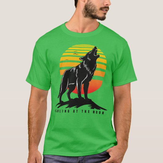 T-shirt Wof howling at the moon (Devant)