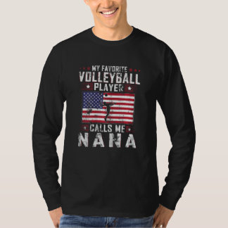 T-shirt Womens My Favorite Volleyball Player Calls Me Nana