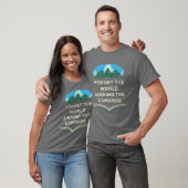 T-shirt World Around the Campfire Camping Sayings Camper Q (Unisexe)