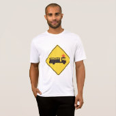 T-shirt Yellow Fire Truck Warning Sign (Devant entier)