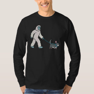 T-shirt Yeti Walking Chinchilla Cryptozoology Animal