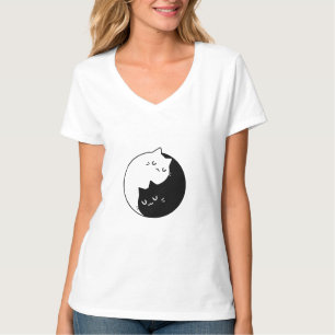 T-shirt yin noir et blanc et le chat yang design d'amour