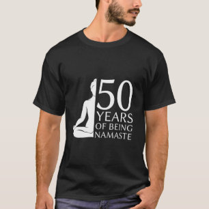 T-SHIRT YOGA 50 ANS DE MÉDITATION INCONTOURNABLE NAMASTE 5