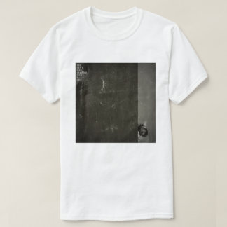 T-shirt ”You can't hide anything from a cat” T-shirts