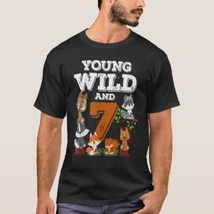 T-shirt Young Wild and I'm Seven 7th Birthday 7 Thème Wood