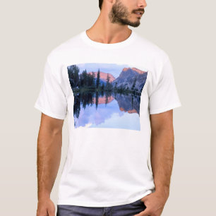 T-shirt Zone sauvage Sawtooth, Idaho. USA. Cumulus
