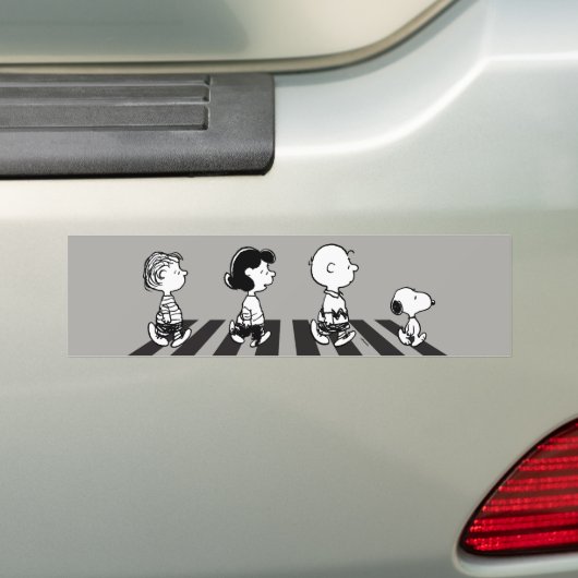 T - shirts | Groep Walk Bumpersticker (Op auto)