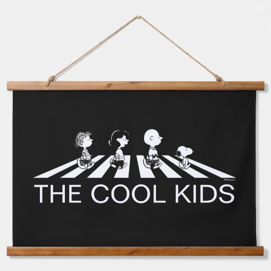 T - shirts | Groep Walk Hangend Wandkleed (Voorkant)