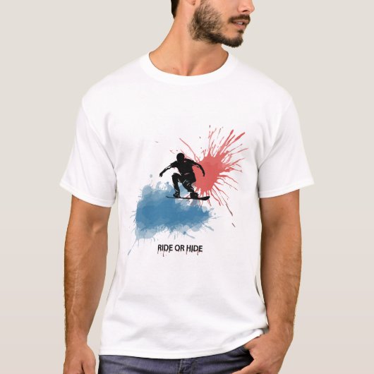 T-shirts met een man dat op een snowboard springt. (Voorkant)