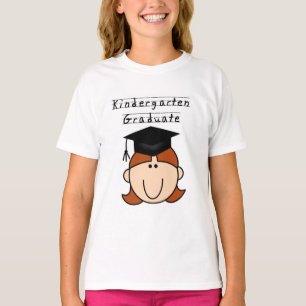 T-shirts rouges de diplômé de jardin d'enfants de