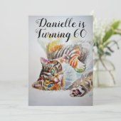 Tabby Cat Womans 60e anniversaire Invitation (Debout devant)