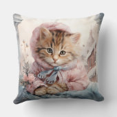 Tabby kitten gekleed in roze kussen (Achterkant)