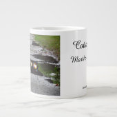 Tabernakelvensterreflectie - Martha's wijntuin Extra Grote Beker (Voorkant)