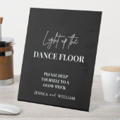Table Black Light Up the Dance Floor | Signe de bâtonnet (In SItu)