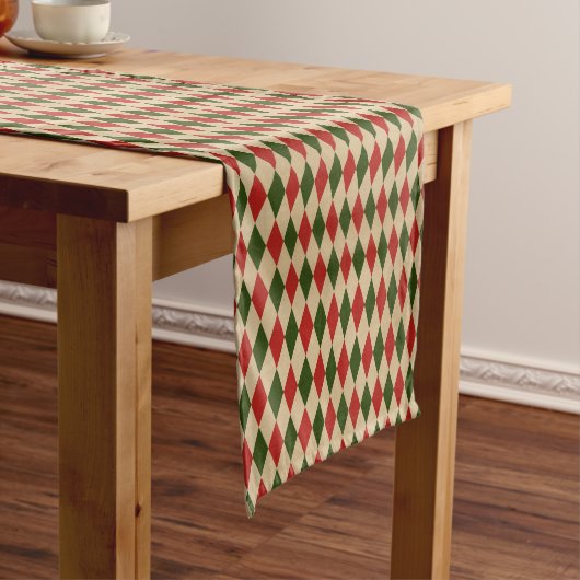Table Court Couleur Rouge Et Vert Argyle  Petit Chemin De Tabl (In Situ)