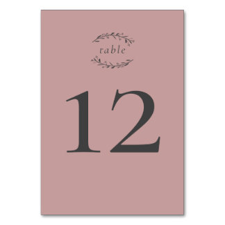 Table Feuilles Roses et Mariages de baies Dusty Numéro d