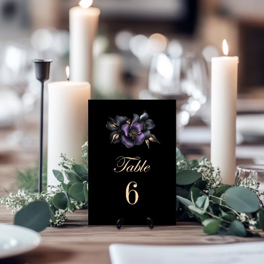 Table Mariage floral gris violet noir Numéro de tableau