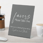 Table Mariage gris Faveurs Signe de piédestal (In SItu)