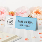 Table Plaque de bureau avec logo féminin sur présentoir (In SItu (Mariage))