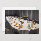 Table pour une invitation à un repas (Devant / Derrière)