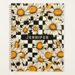 Tableau de contrôle de la marguerite Super rétro N<br><div class="desc">Retro Super Daisy Checkerboard Personnalisé Name Planner dispose d'un motif margueux super sur un arrière - plan motif damier noir et blanc avec votre texte personnalisé ou votre nom personnalisé au centre. Parfait comme cadeau pour la famille et les amis pour Noël, anniversaire, fêtes, fête des mères, collègues de travail...</div>