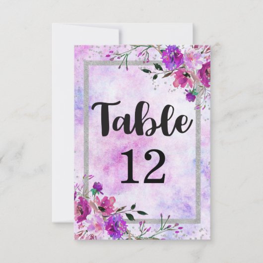 Tableau de numéros de table à fleurs violettes et (Devant)