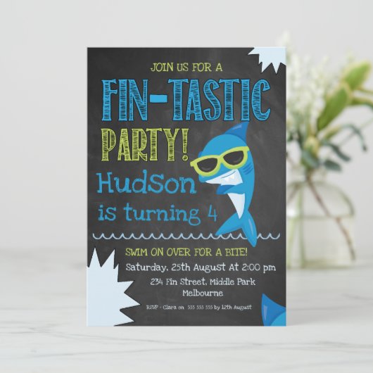 Tableau noir Requin Invitation d'anniversaire (Debout devant)