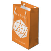 Tabletop Chic dans un sac cadeau orange (Dos Angle)
