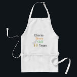 Tablier 40e anniversaire Golf Cheers Bières Typographie mi<br><div class="desc">Idée cadeau de 40e anniversaire avec un thème Cheers, Bières et Golf - Cool, minimaliste, design typographique de 40e anniversaire. - Design simple et moderne avec thème Cheers, Bières et Golf jusqu'à 40 ans - Noir et blanc avec pops d'orange, vert et or. Parfait pour un cool et amusant, golf...</div>