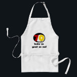 Tablier 70 T-shirts et cadeaux assez bons pour moi<br><div class="desc">Si vous ou quelqu'un que vous connaissez a 70 ans,  vous aimerez nos 70 T-shirts d'anniversaire Looks So Good On Me,  boutons,  cartes,  autocollants,  tasses,  magnets et autres vêtements et cadeaux de 70 ans avec un design de texte noir,  rouge et jaune.</div>