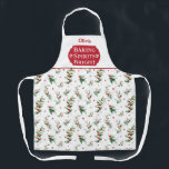 Tablier Baking Spirits brillant Floral Monogramme Noël<br><div class="desc">Baking Spirits Lumineux Monogrammed Christmas Apron. Elégant et festif motif floral de vacances pour égayer la cuisine cette saison de vacances. Parfait pour les fêtes de cuisines de vacances et de décoration. Portez-vous en cuisant vos gâteaux de fête préférés. Design moderne de style logo avec votre nom. Grand comme un...</div>