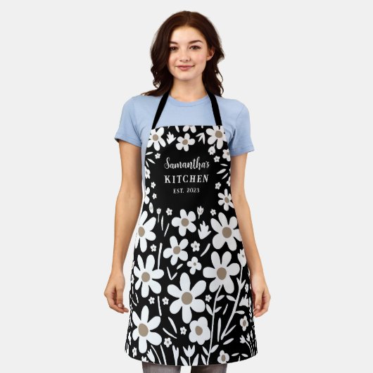 Tablier blanc floral (Porté)