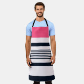 Tablier Bleu rose Bordures (Porté)