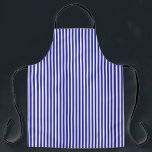 TABLIER BLEUE ET BLANC CLASSIQUE STRIPÉ<br><div class="desc">Bandes bleues et blanches simples et simples pour tablier de cuisine ou tablier d'artisanat. Organisez un barbecue jardin ou préparez un dîner assis, ce tablier coloré protégera vos vêtements. Taille : tablier d'impression tout-en-un, grand 27"x34" Dimensions : 27"x34" Chaîne de taille 34.5" Matière : 100% Polyester Machine à laver Sublimation...</div>