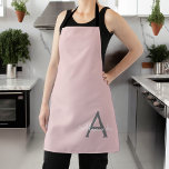 Tablier Blush Pink Grey Modern Script Girly Monogram<br><div class="desc">Monogramme rose et gris pâle Apron. Cela rend le cadeau parfait pour 16 ans,  mariage,  douche nuptiale,  anniversaire,  baby shower ou bachelorette pour quelqu'un qui aime le luxe glam et les styles chic.</div>