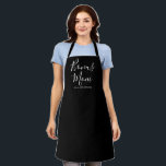 Tablier Bonus Maman noir script personnalisé et les noms d<br><div class="desc">Bonus Mom personnalisation texte personnalisé mignon chic cuisine moderne Apron. Grand cadeau pour la Fête des Mères avec des noms d'enfants personnalisés. vous pouvez customiser le texte du bas avec les noms des membres de votre famille, enfants, enfants, enfants étape, etc Texte blanc entièrement personnalisable sur arrière - plan noir....</div>