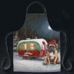 Tablier Boxe d'hiver Caravan Christmas Adventure<br><div class="desc">Laissez-vous tenter par la magie d'une nuit d'hiver enneigée alors qu'une caravane glisse gracieusement à travers le paysage illuminé par la lune. La beauté sereine de la neige scintillante et l'éclat enchanteur de la lune créent une scène captivante, promettant une aventure de Noël inoubliable remplie de chaleur, de joie et...</div>
