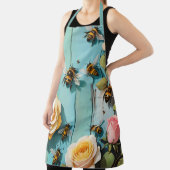 Tablier Busy Bees with Pink and Yellow Roses on Old Fence (Insitu)