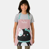 Tablier Chat chic avec collier de perle Nom rose (Insitu)